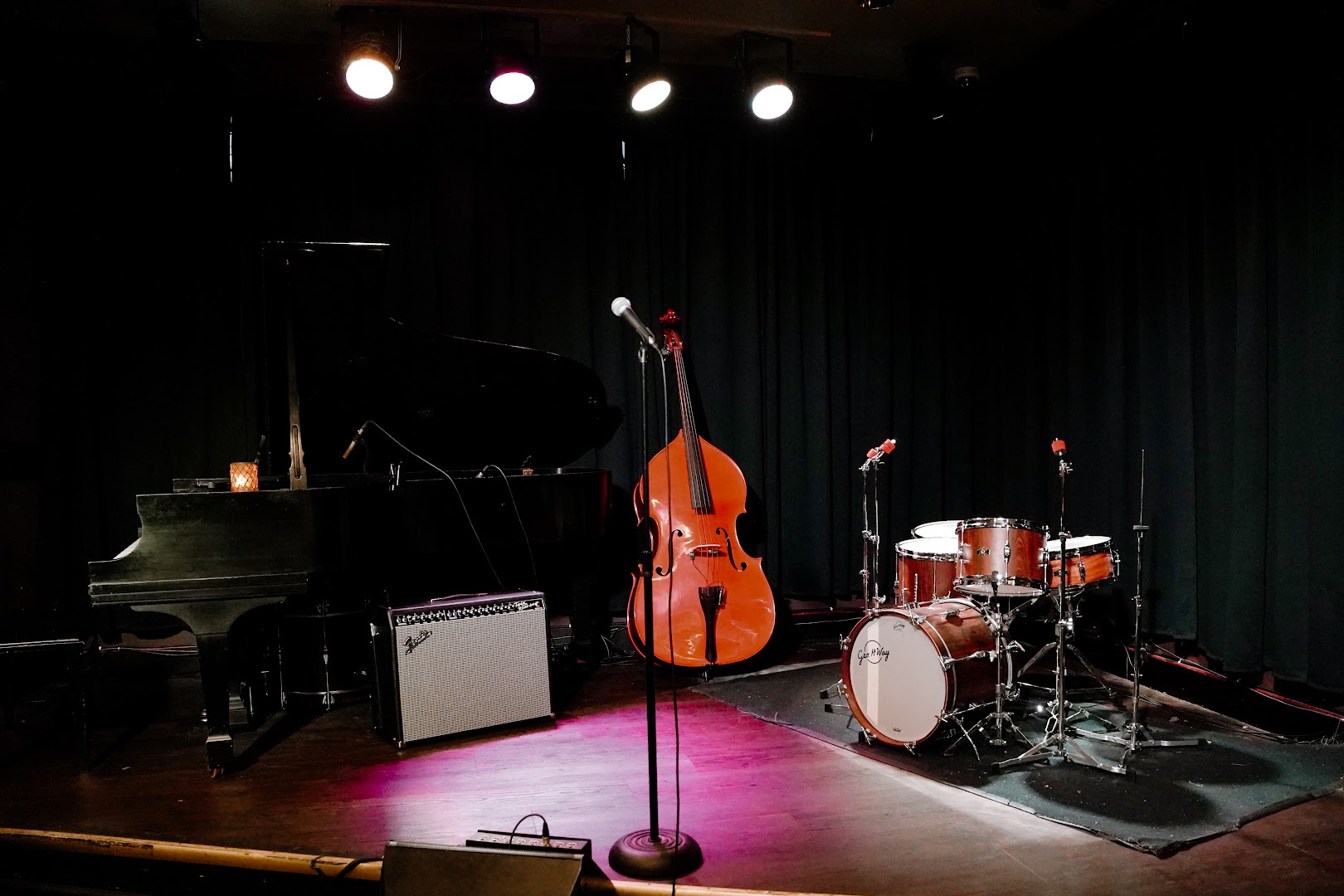 Frankie's Jazz Club