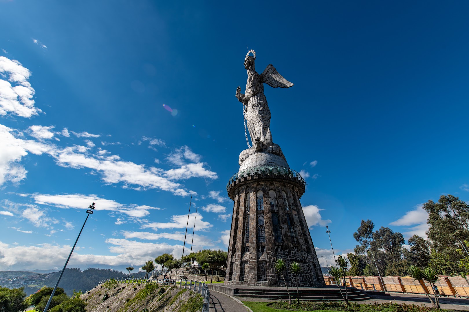 Panecillo Lookout