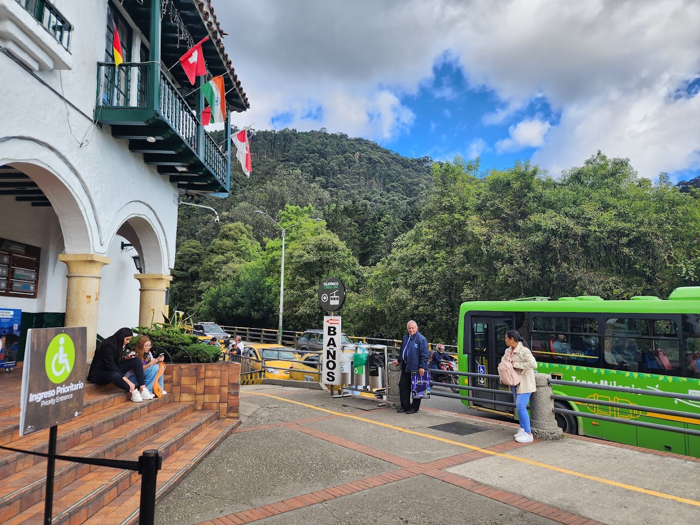 Estación de Teleférico y Funicular | Monserrate