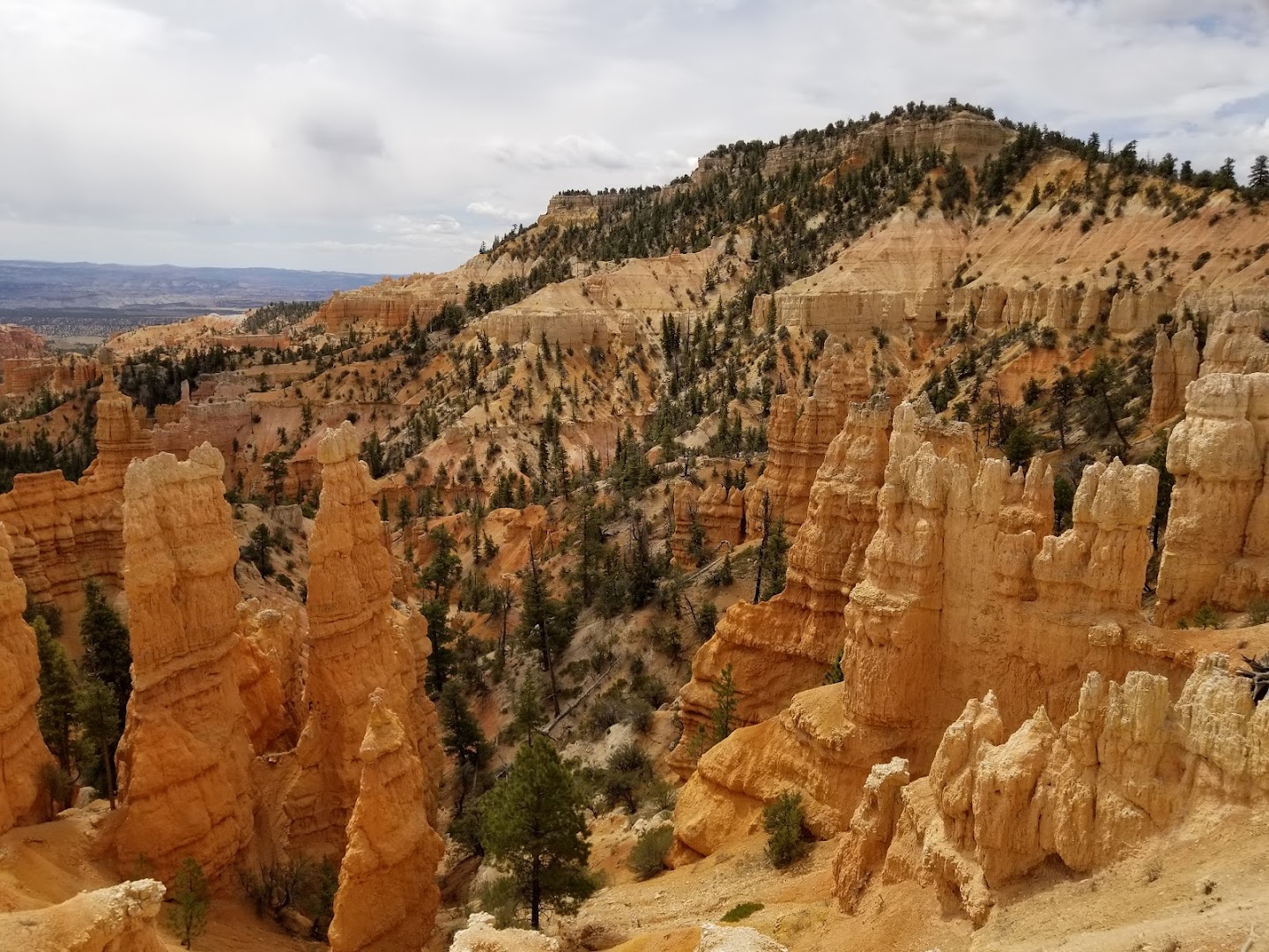 Fairyland Loop Trail