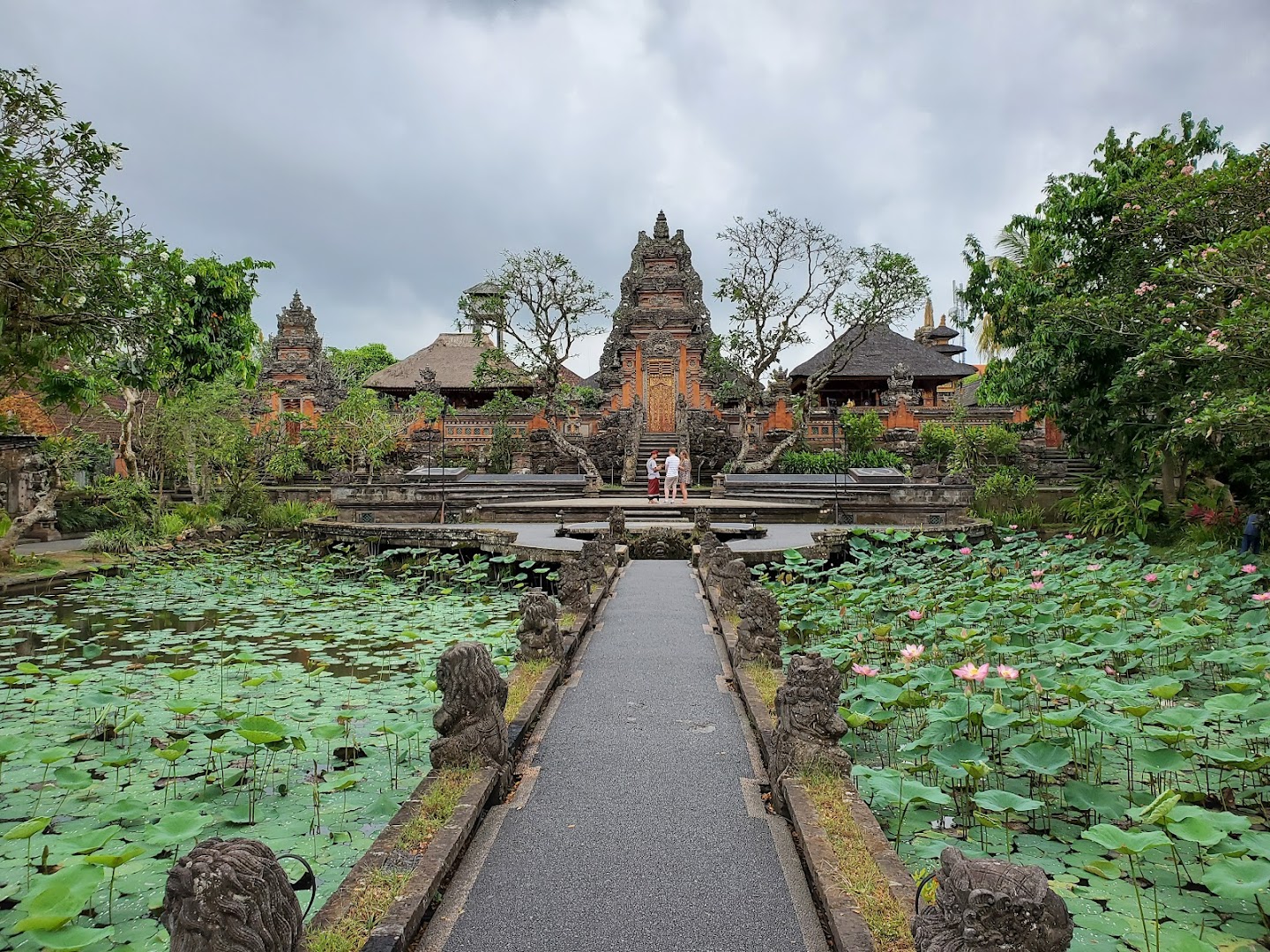 Pura Taman Kemuda Saraswati (Water Palace)