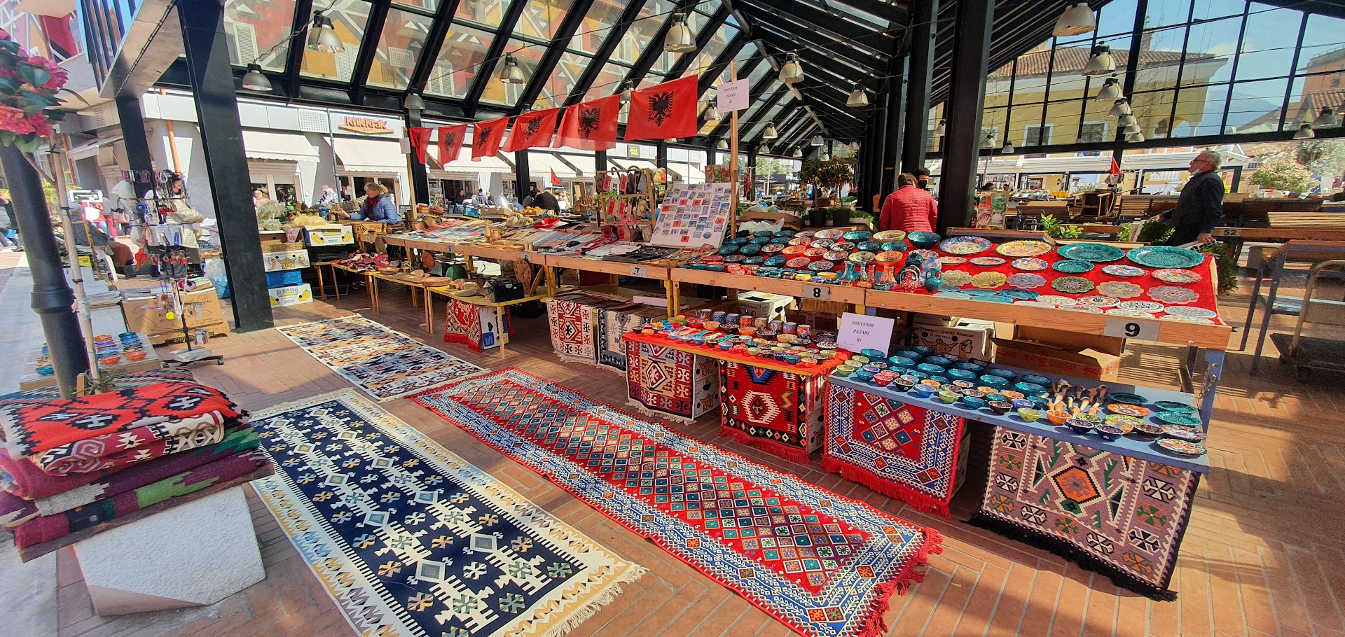 Souvenir Pazari i Ri