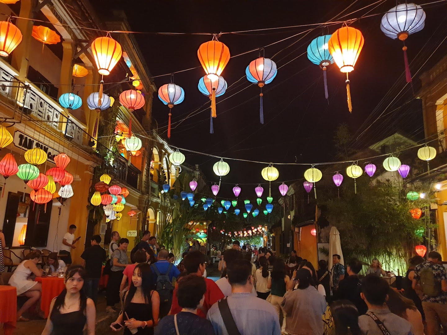 Hội An Night Market