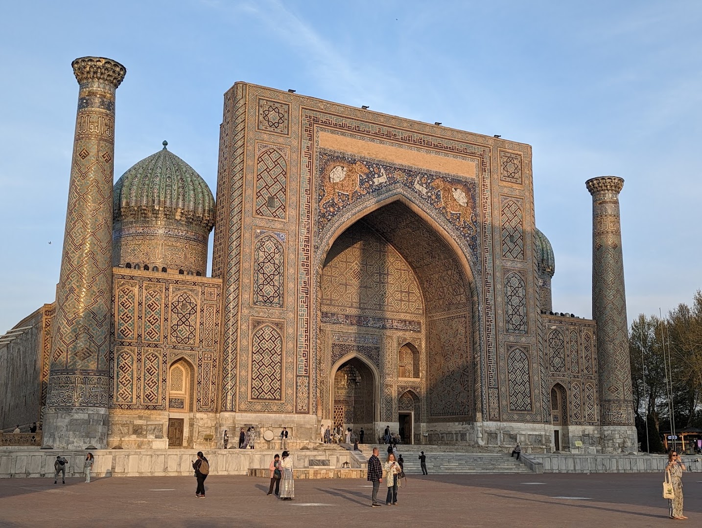 Bibi-Khanym Mosque