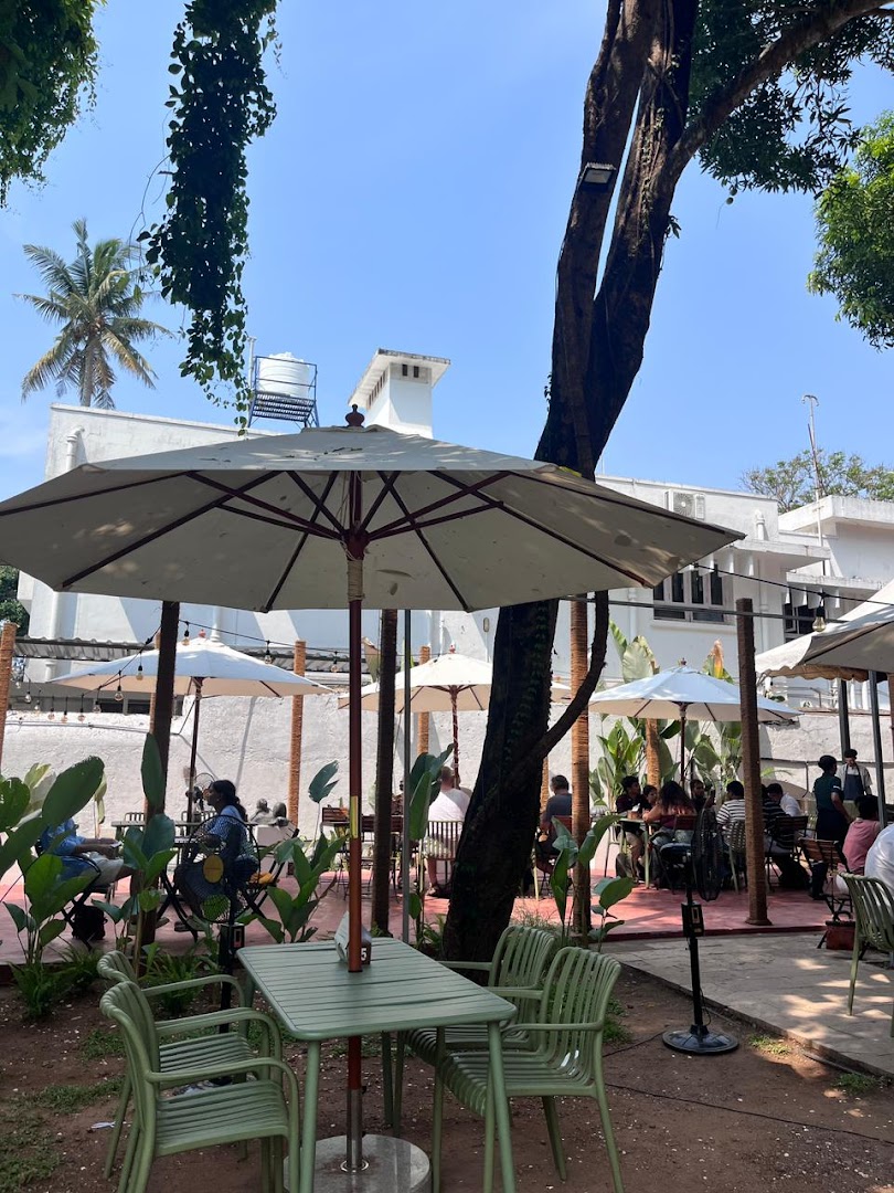Pandhal Cafe & Deli