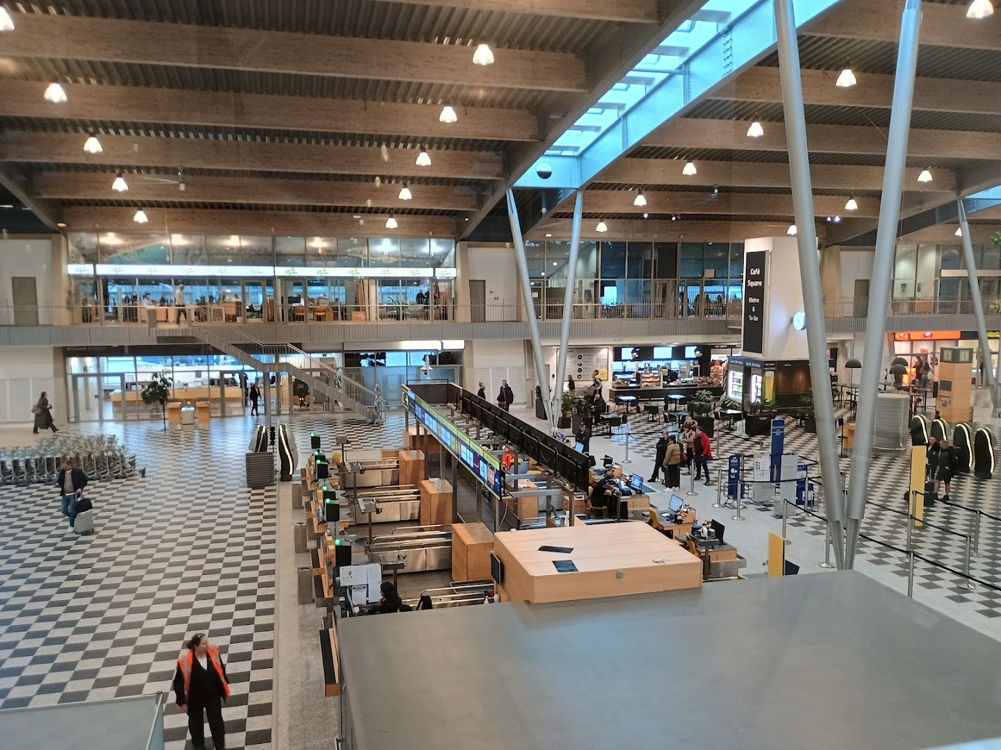 Międzynarodowy Port Lotniczy im. Jana Pawła II Kraków-Balice