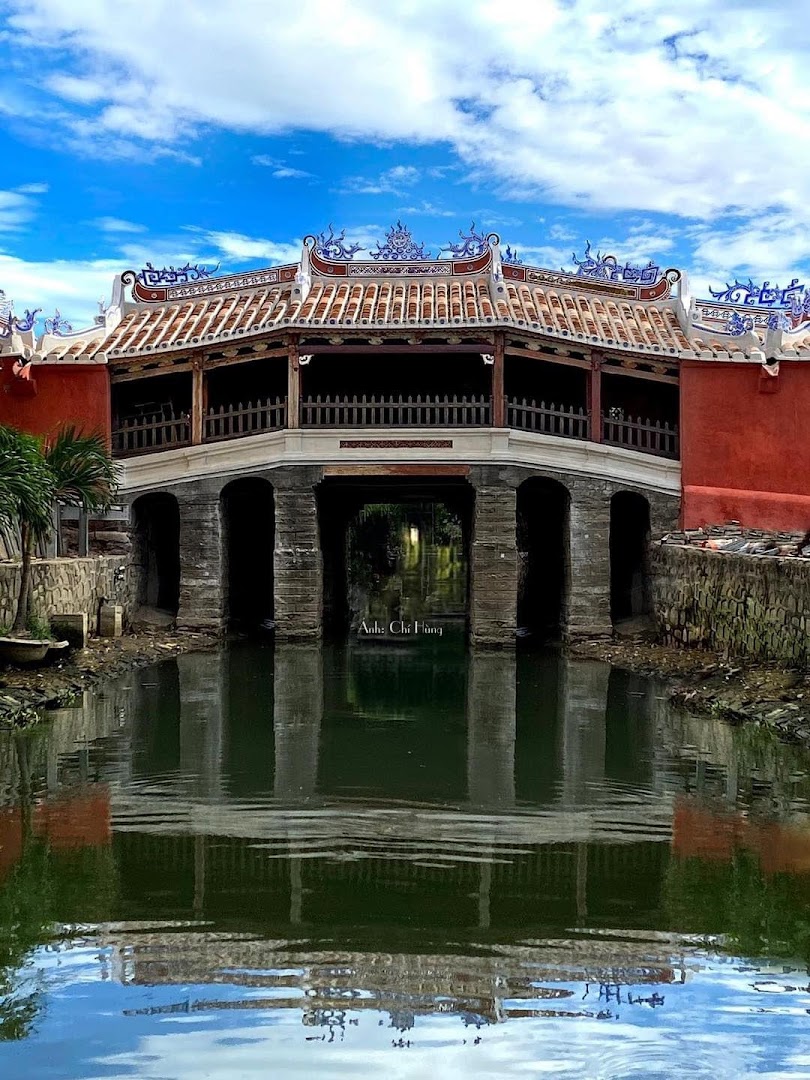 Chùa Cầu