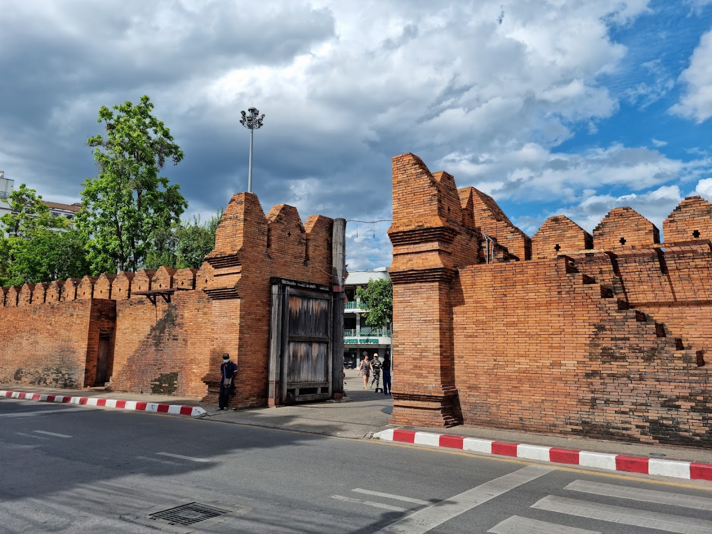 Tha Phae Gate