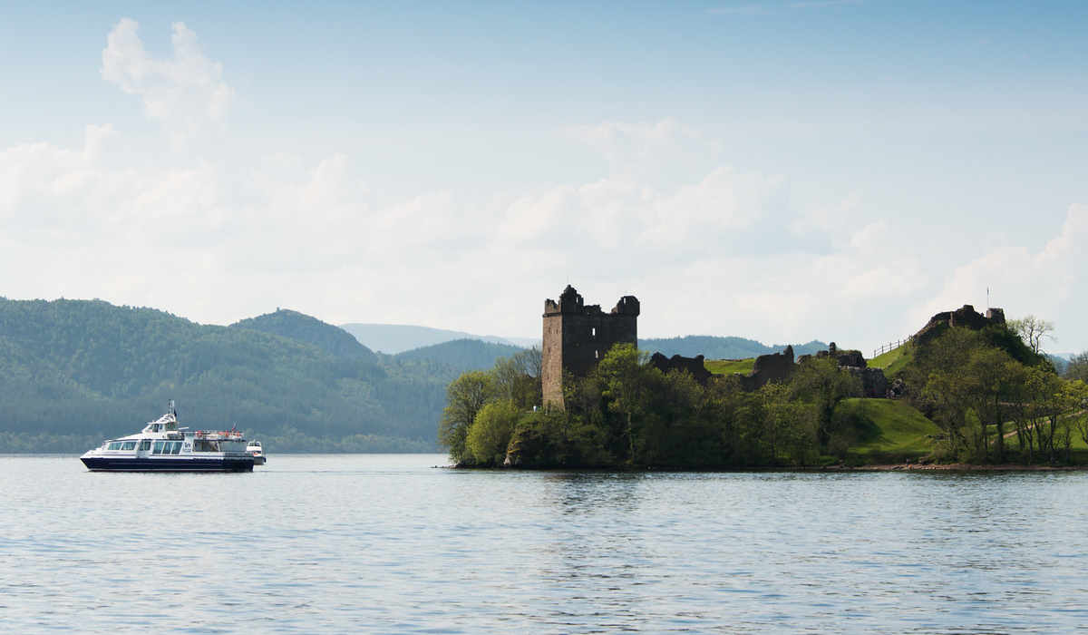 Jacobite Loch Ness Cruises - Dochgarroch Lock